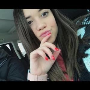 Meet your Posher, Macey